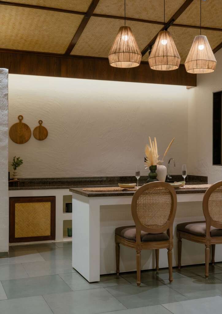 This contemporary farmhouse feels more like nature’s own hideaway