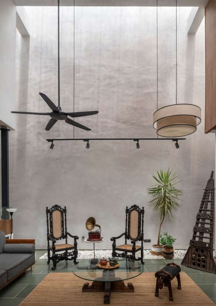 A Home Called Nostalgia: Humanscape Studio Revives Ancestral Memories in Bhusawal with Thoughtful Architecture
