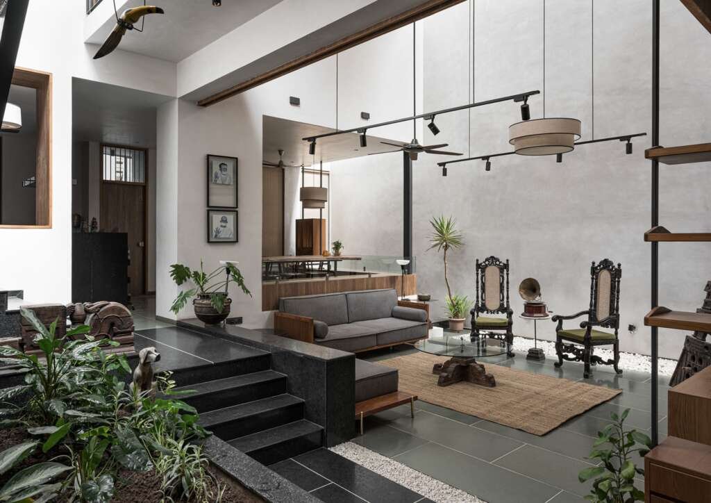 A Home Called Nostalgia: Humanscape Studio Revives Ancestral Memories in Bhusawal with Thoughtful Architecture