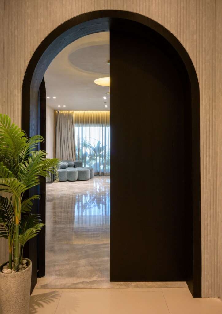 Inside a 4,700 Sq. Ft. Grey-Themed Mumbai Home That Redefines Understated Opulence