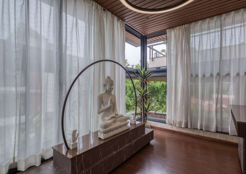 Minimalist Luxury Meets Nature in This Pune Villa by SPAN Architects