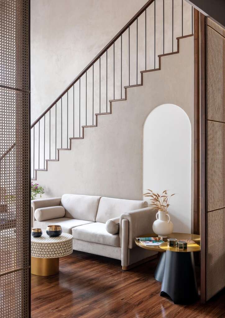Inside Japandi Studio: A Timeless Retail Space by Mirari Design Visuals Blending Calm Luxury with Curved Elegance