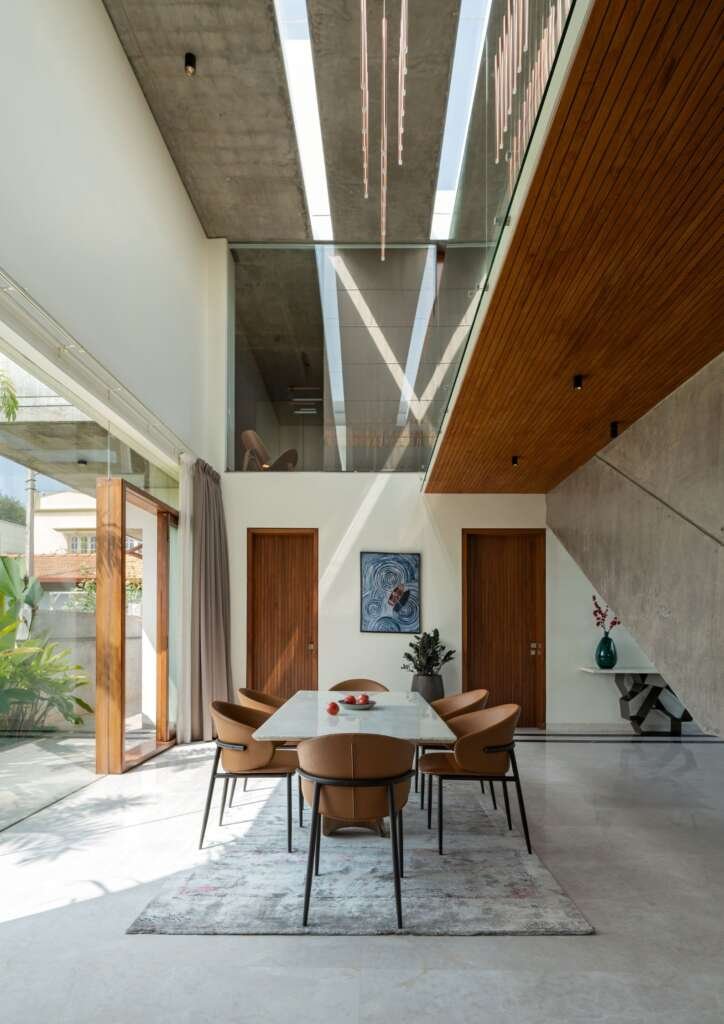The Quarry House by Crest Architects: A Minimalist Masterpiece Rooted in Nature and Concrete