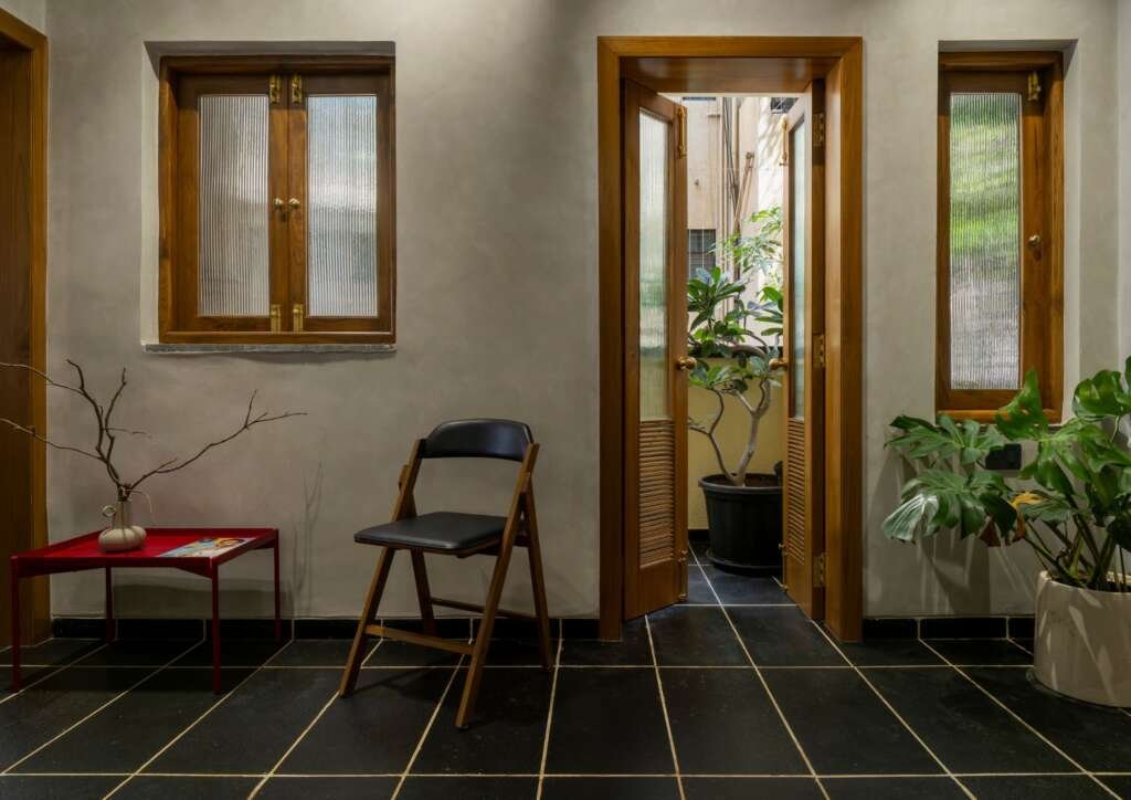Visit This Thoughtful Revival of a 40-Year-Old Apartment into a Contemporary Design Studio