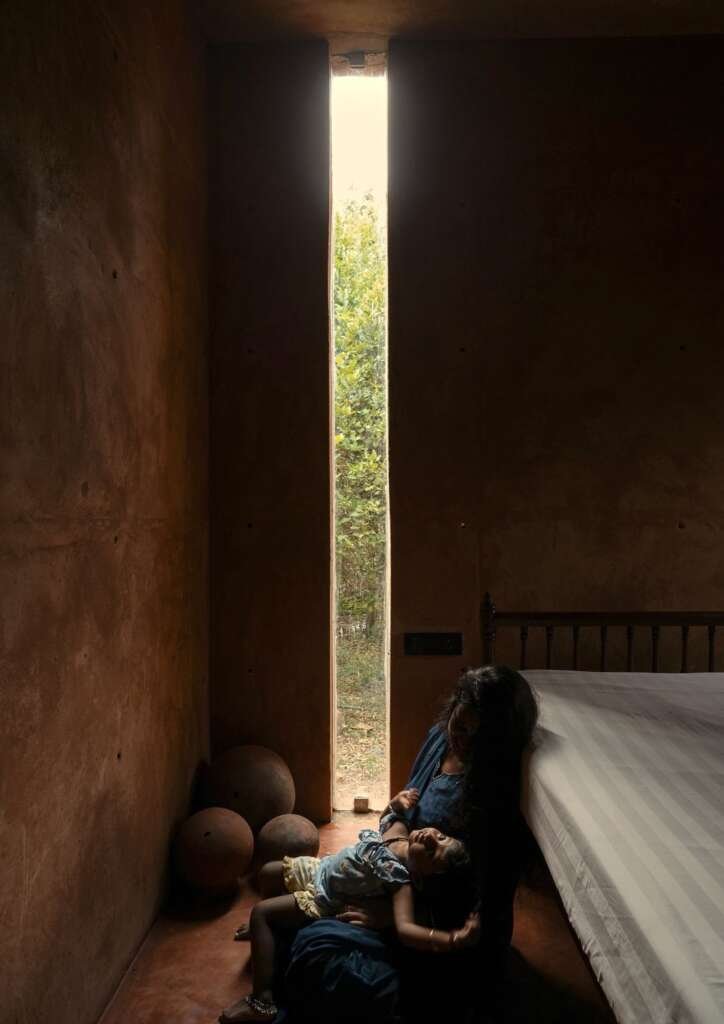 Vaazh: A Handcrafted Earth Home Embracing Nature