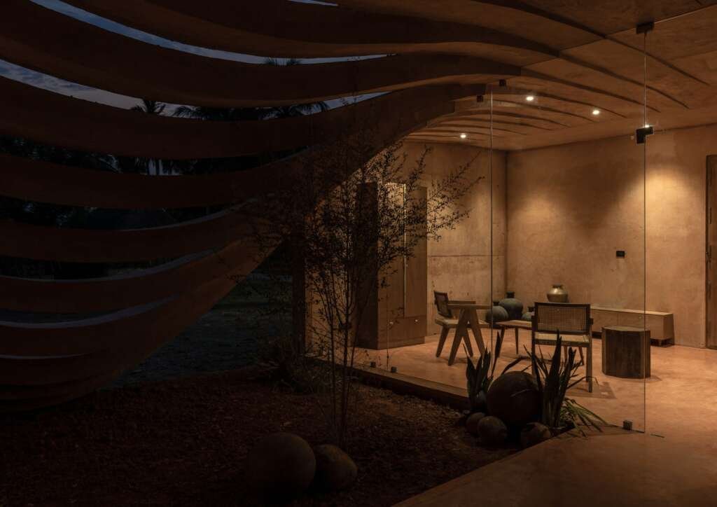 Vaazh: A Handcrafted Earth Home Embracing Nature