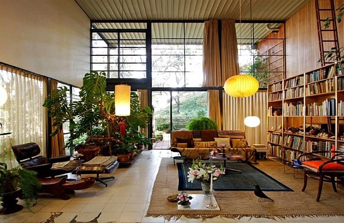 Eames House by Charles and Ray Eames is a Case Study House is a model of mid-century modernism that feels as fresh today as it did in 1949