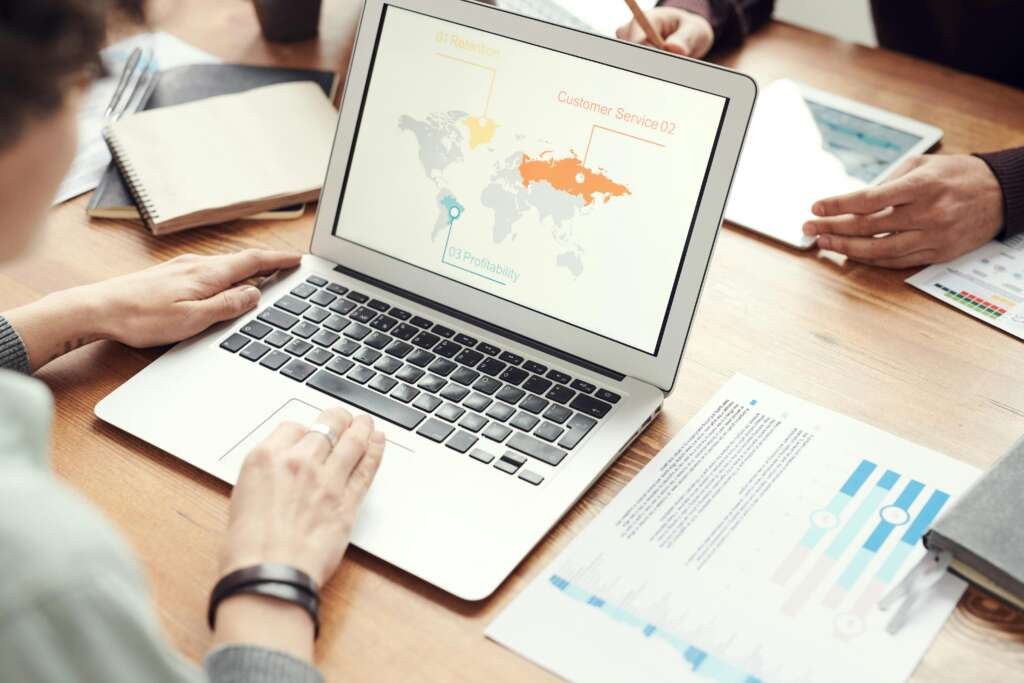Cities Confront Global Challenges: Innovative Solutions and Strategies