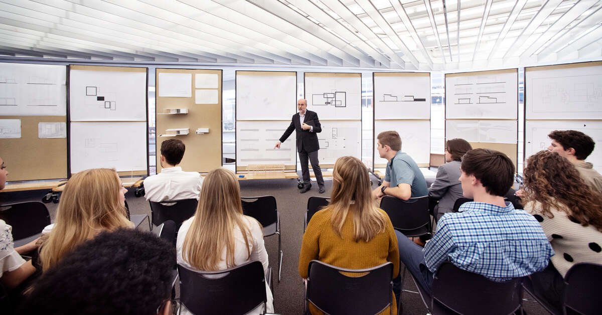 Ace Your Architecture Jury: 9 Tips for a Winning Presentation