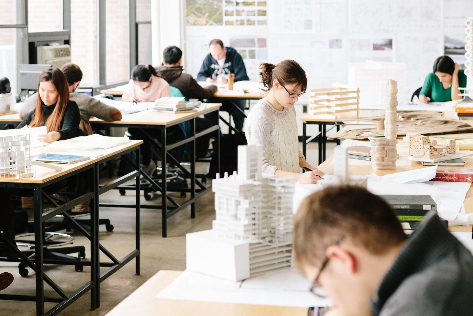 B.Arch vs M.Arch: What’s the Difference and What You Need to Know?