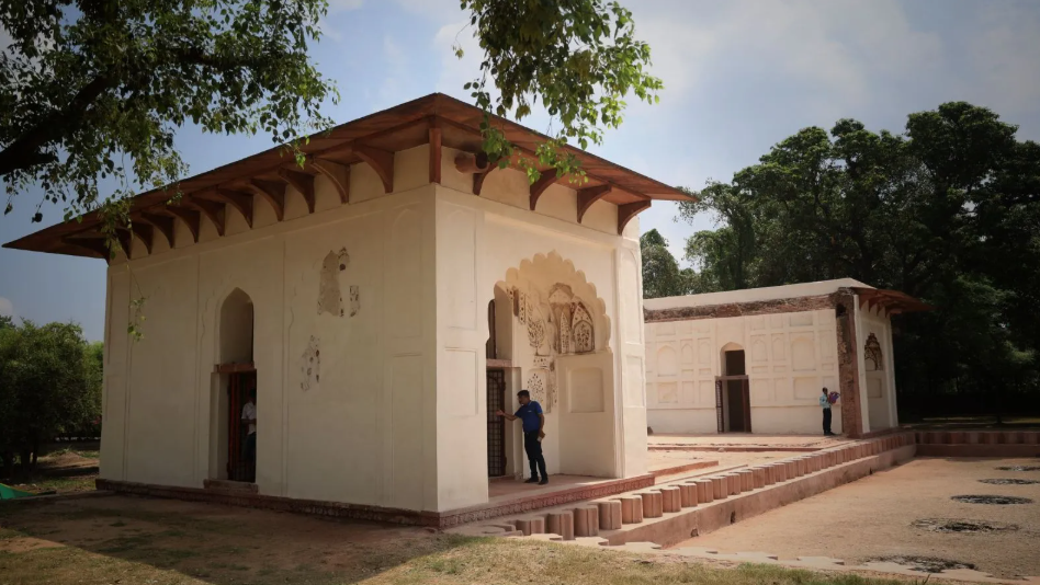 Restoring Splendor: Delhi’s Sheesh Mahal Reopened After 370 Years