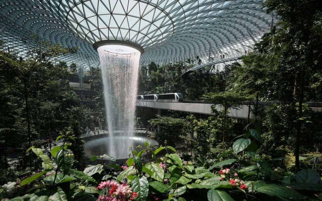 the-jewels-singapore-airport-joshua-kettle