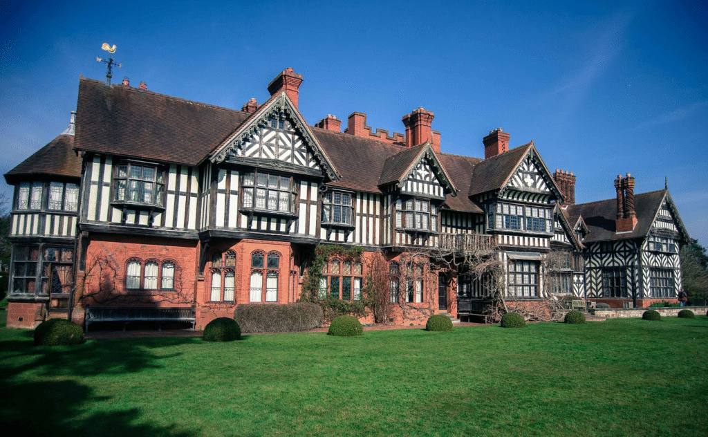 17 Famous Architectural Styles That Defined Design History